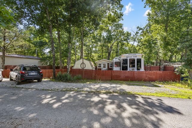 130 Beaver Pass, Hollister, MO 65672