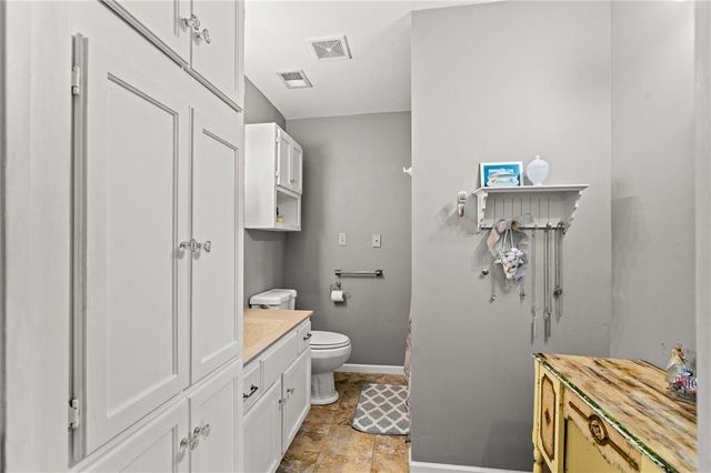 303 W Maple Street, Archie, MO 64725