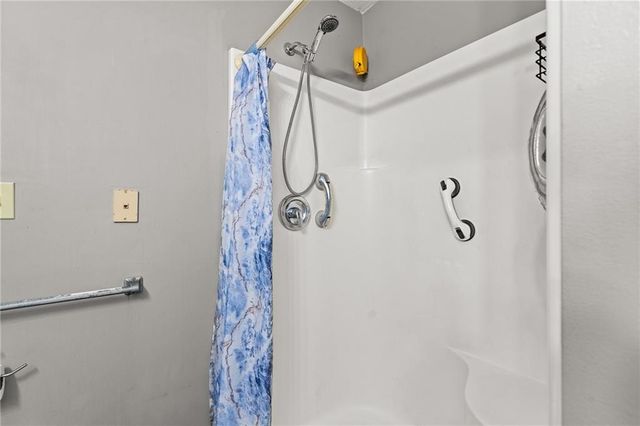 303 W Maple Street, Archie, MO 64725