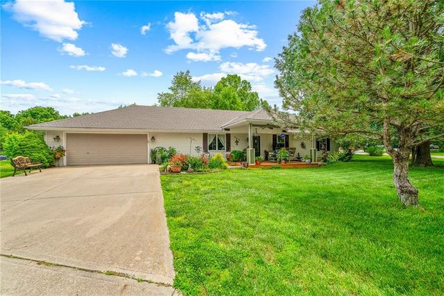 303 W Maple Street, Archie, MO 64725