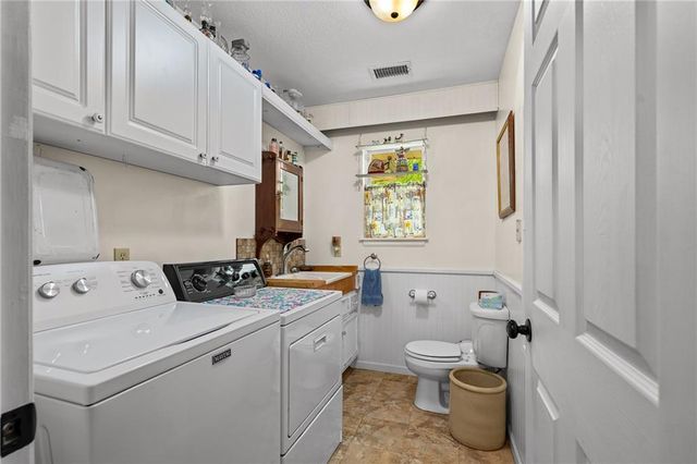 303 W Maple Street, Archie, MO 64725