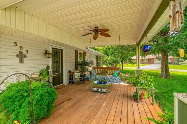 303 W Maple Street, Archie, MO 64725