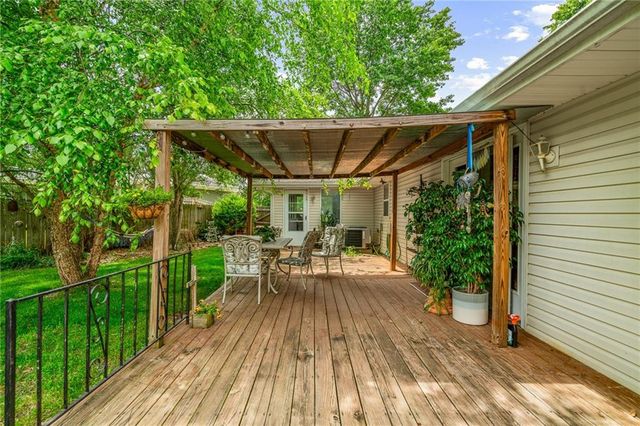 303 W Maple Street, Archie, MO 64725