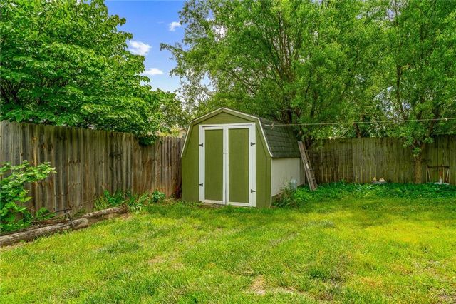303 W Maple Street, Archie, MO 64725