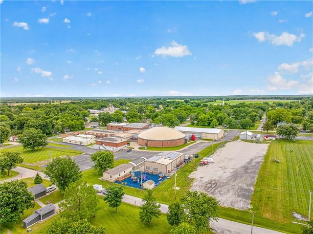 303 W Maple Street, Archie, MO 64725