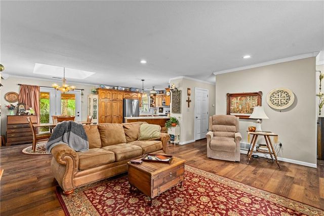 303 W Maple Street, Archie, MO 64725