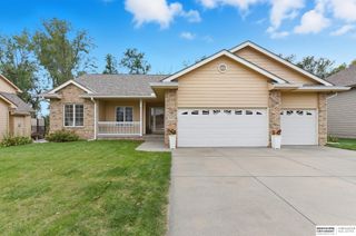 20303 Blake Drive, Gretna, NE 68028