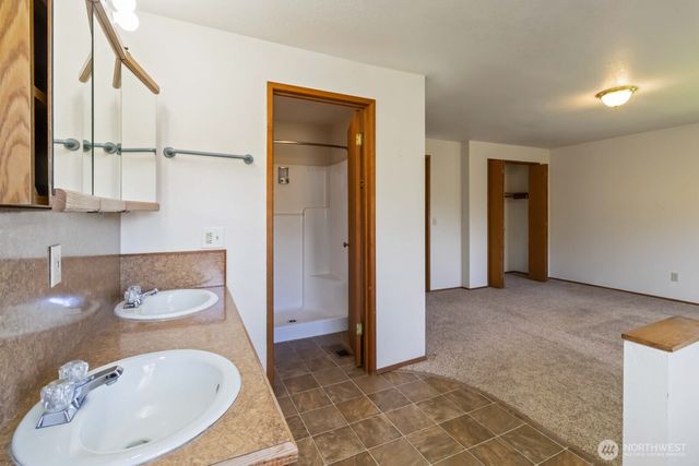 207 Tillicum Drive, Chehalis, WA 98532