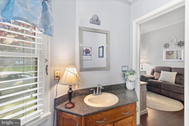 204 WENONAH AVE, Mantua, NJ 08051