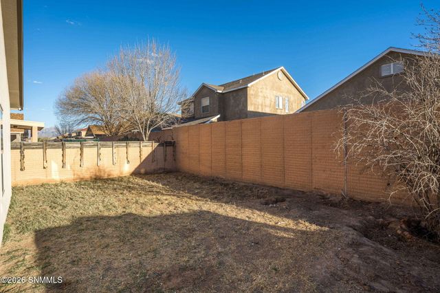 2865 Borroughs Street, Las Cruces, NM 88007