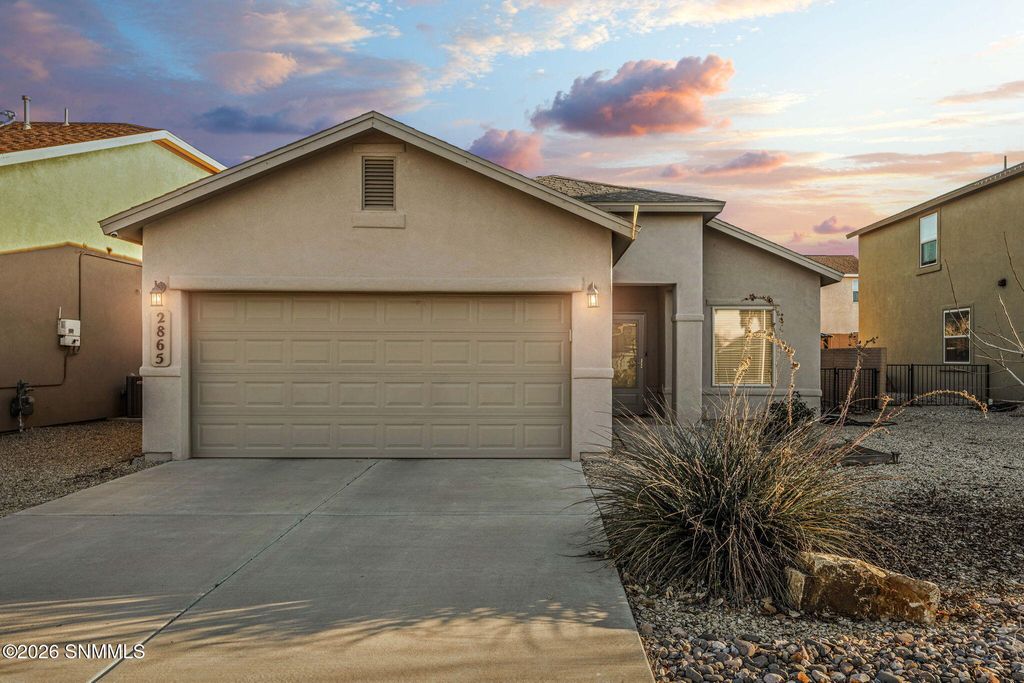 2865 Borroughs Street, Las Cruces, NM 88007