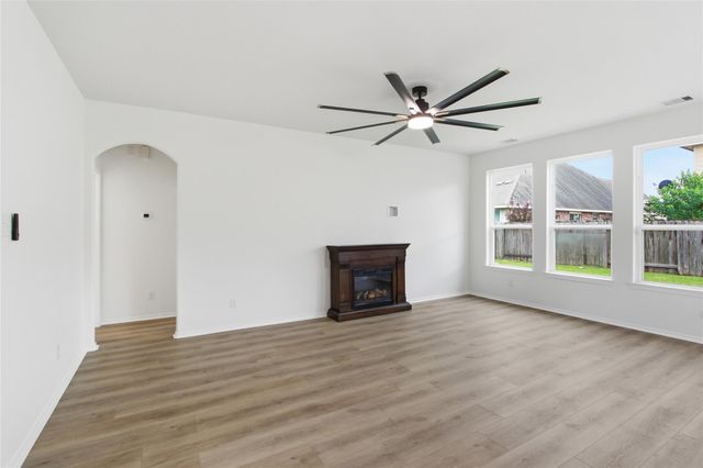 13607 Alaskan Brown Bear Trail, Crosby, TX 77532