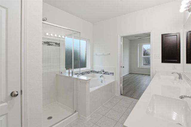 13607 Alaskan Brown Bear Trail, Crosby, TX 77532