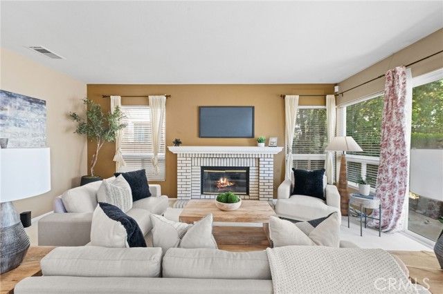 45422 Camino Monzon, Temecula, CA 92592