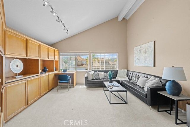 45422 Camino Monzon, Temecula, CA 92592