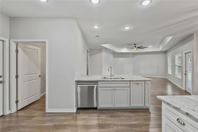 107 Prestwick Dr, Portland, TX 78374