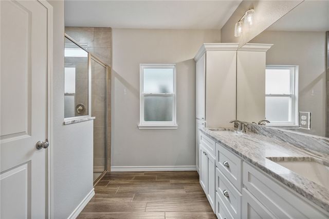 107 Prestwick Dr, Portland, TX 78374