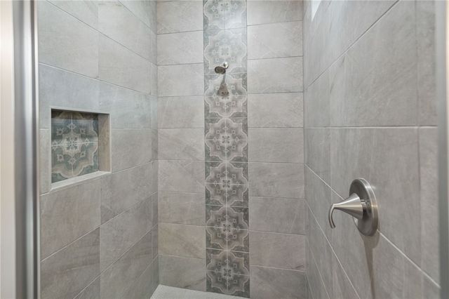 107 Prestwick Dr, Portland, TX 78374