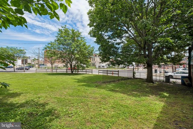 4424 - 4426 - 4428 LANCASTER AVE, Philadelphia, PA 19104
