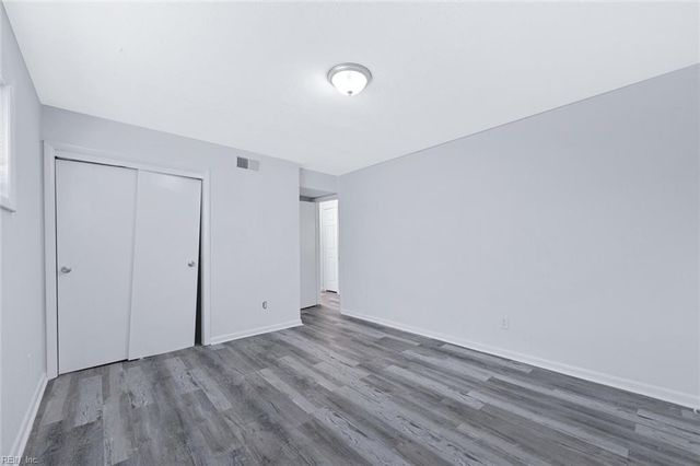 642 Dresden Dr Apt O, Newport News, VA 23601