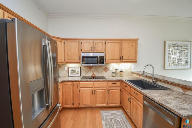 6915 W Westminster Dr Drive, Sioux Falls, SD 57106