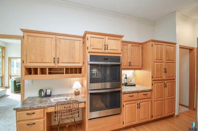 6915 W Westminster Dr Drive, Sioux Falls, SD 57106