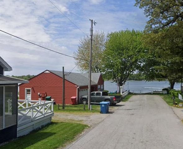 7709 W 140th Place, Cedar Lake, IN 46303