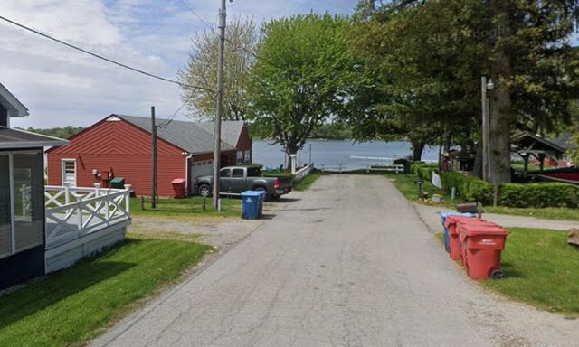 7709 W 140th Place, Cedar Lake, IN 46303