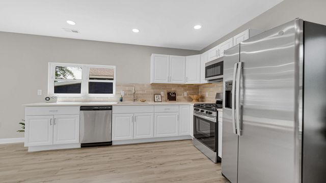 7709 W 140th Place, Cedar Lake, IN 46303