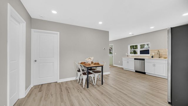 7709 W 140th Place, Cedar Lake, IN 46303