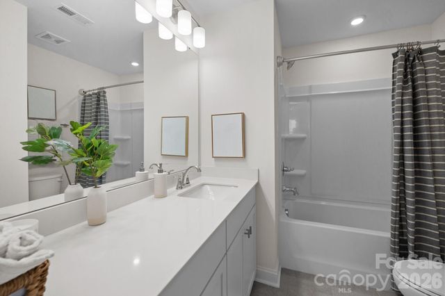 5016 Asher James Lane, Charlotte, NC 28262