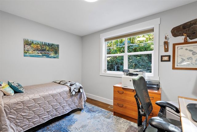 9312 Glencove Road NW, Gig Harbor, WA 98329