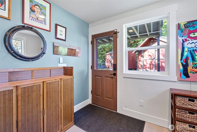 9312 Glencove Road NW, Gig Harbor, WA 98329