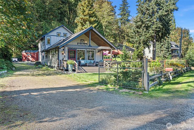 9312 Glencove Road NW, Gig Harbor, WA 98329