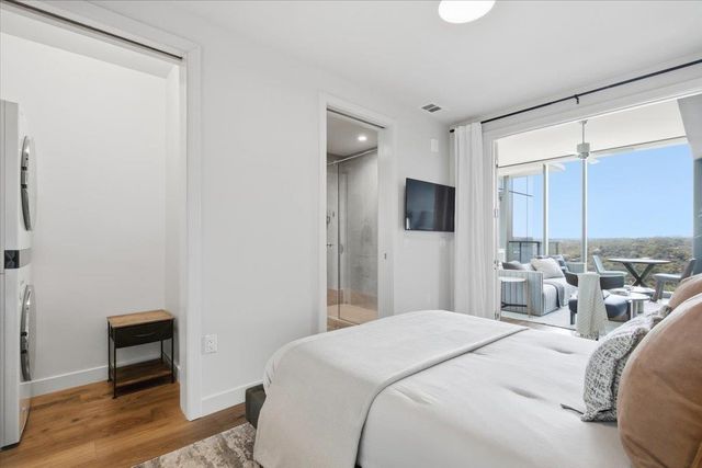 44 East Ave 1811, Austin, TX 78701