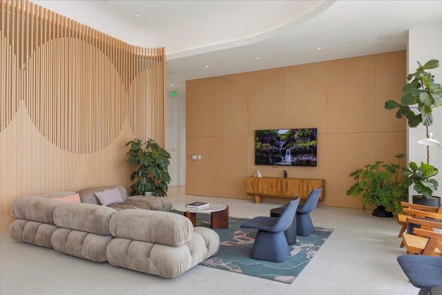 44 East Ave 1811, Austin, TX 78701