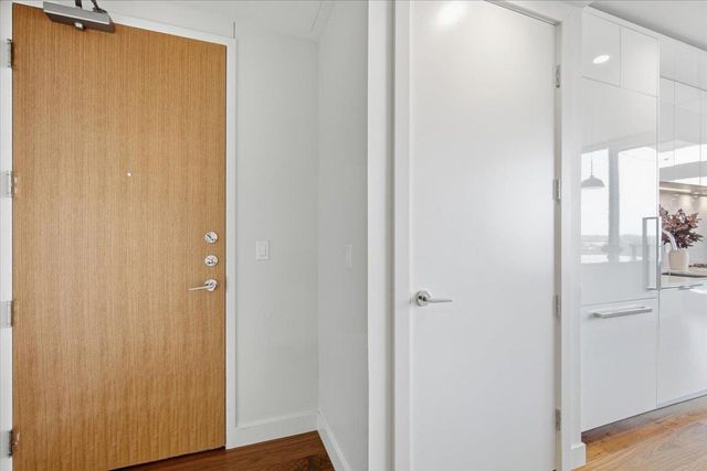 44 East Ave 1811, Austin, TX 78701