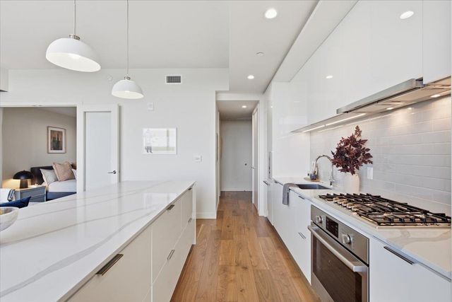 44 East Ave 1811, Austin, TX 78701