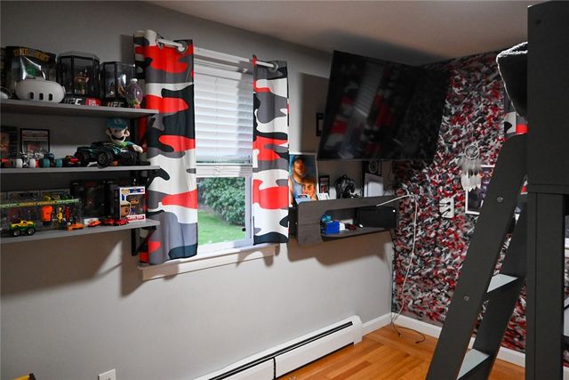 62 Canonchet Trail, Cranston, RI 02921