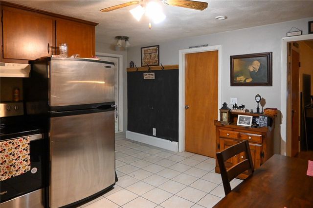 62 Canonchet Trail, Cranston, RI 02921