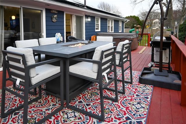 62 Canonchet Trail, Cranston, RI 02921