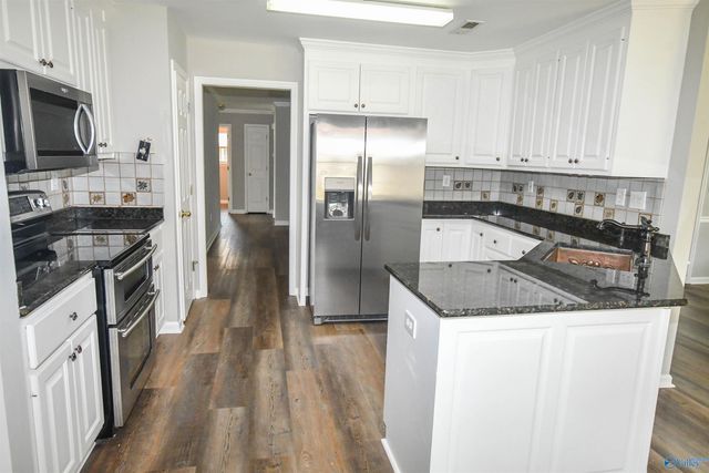 110 Mickelo Lane, Madison, AL 35758