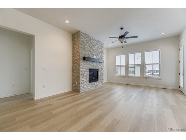 8895 S Riviera Way, Aurora, CO 80016