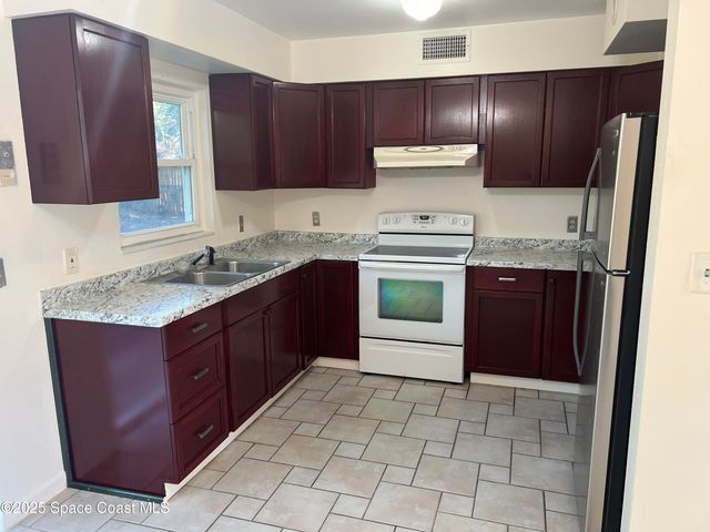 130 Moore Avenue, Merritt Island, FL 32952