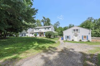 22 Holton Circle, Londonderry, NH 03053