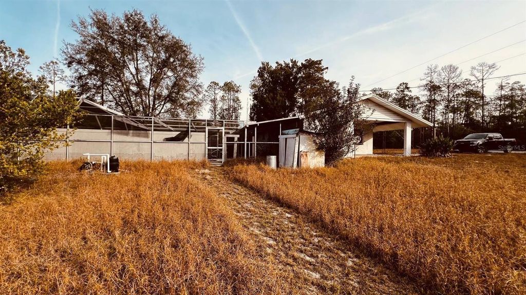 Image 3 of property listing at 4430 SW ZINNIA COURT, Dunnellon, FL 34431