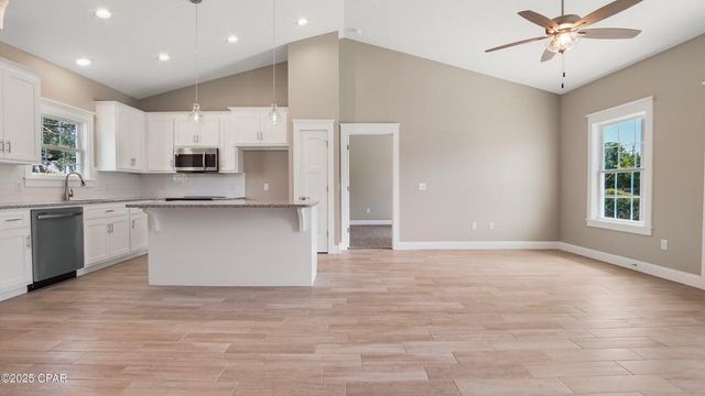 3215 E 2Nd, Panama City, FL 32401