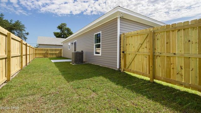 3215 E 2Nd, Panama City, FL 32401
