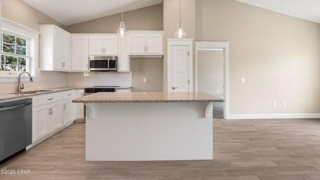 3215 E 2Nd, Panama City, FL 32401