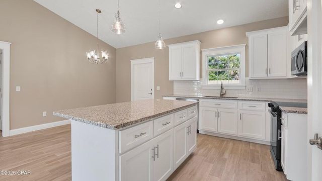3215 E 2Nd, Panama City, FL 32401